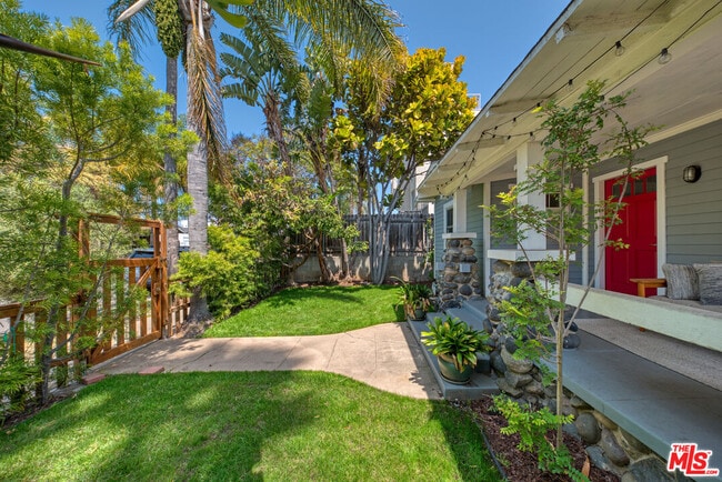 600 San Juan Ave in Los Angeles, CA - Building Photo - Building Photo