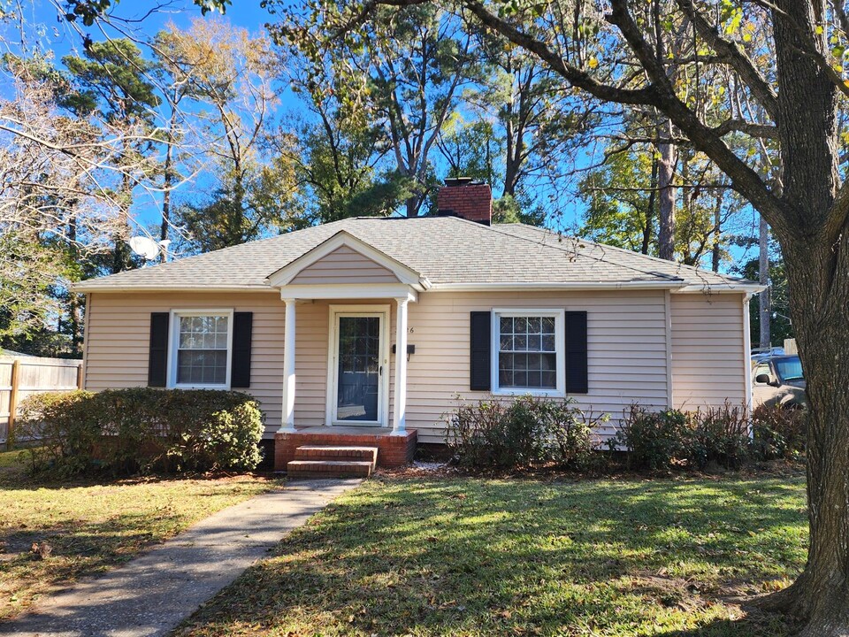 3226 Camden Cir in Wilmington, NC - Building Photo