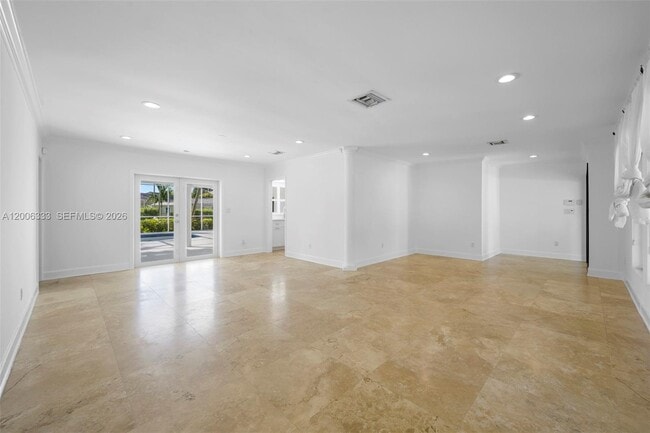 8330 SW 171st St in Palmetto Bay, FL - Building Photo - Building Photo