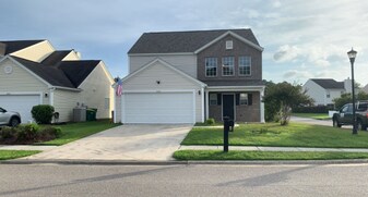 2233 Blakers Blvd in Bluffton, SC - Building Photo