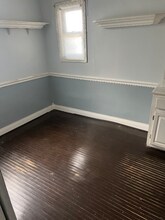 644 St Charles St in Elgin, IL - Foto de edificio - Building Photo