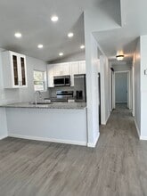 4952 Paine Ln in Virginia Beach, VA - Building Photo - Building Photo