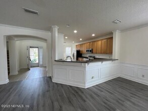 12196 Diamond Springs Dr in Jacksonville, FL - Building Photo - Building Photo