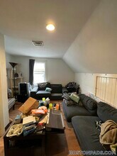 7 Jay St, Unit 3 in Somerville, MA - Foto de edificio - Building Photo