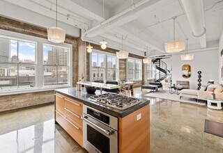 2 Mint Plz in San Francisco, CA - Building Photo - Building Photo