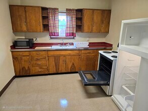 1216 University Ave, Unit #3 in Morgantown, WV - Building Photo - Building Photo