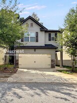 313 Lossie Ln in Mcdonough, GA - Building Photo