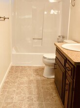 209 Wright Ln in Lakeport, CA - Building Photo - Building Photo