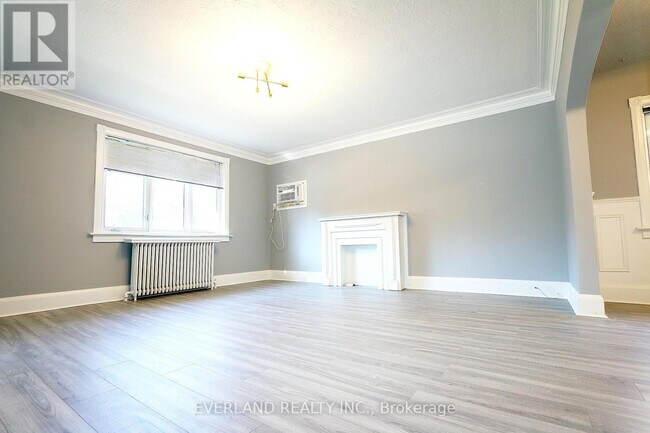 1753 Bayview Ave in Toronto, ON - Building Photo - Building Photo