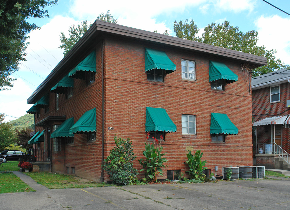 3601 Kanawha Ave SE in Charleston, WV - Building Photo