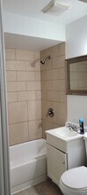 2416 S Sawyer Ave-Unit -REAR in Chicago, IL - Building Photo - Building Photo