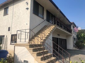 4267 McLaughlin Ave, Unit B Apartments