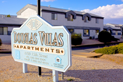 Douglas Villas Apartments