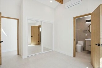 13218 Otsego St in Los Angeles, CA - Building Photo - Building Photo