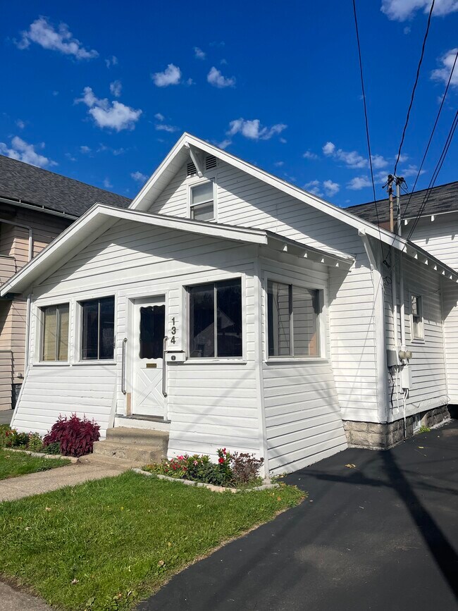 134 Hawthorne Ave Rentals in Utica, NY