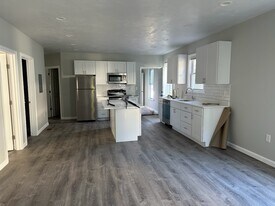36 Townsend St in Worcester, MA - Building Photo