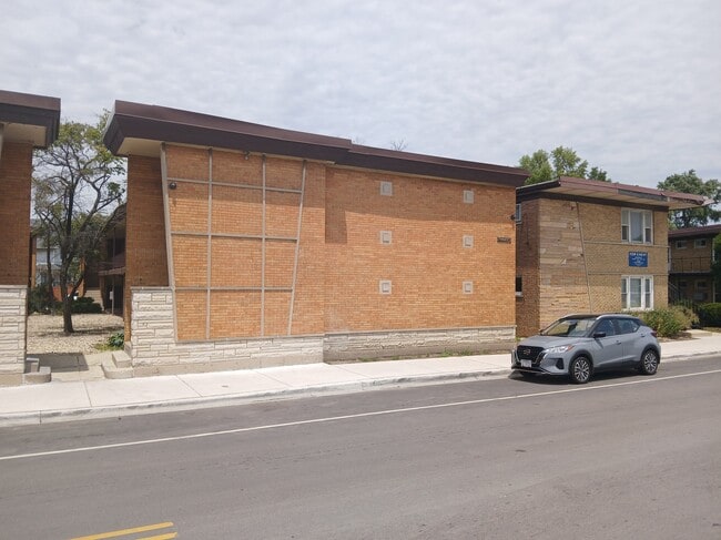 6945 Stanley Ave, Unit 10