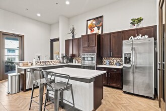 Alsbury Farms in San Antonio, TX - Foto de edificio - Interior Photo