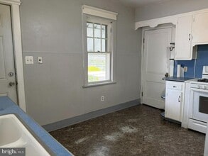 132 Homecrest Ave in Ewing Township, NJ - Building Photo - Building Photo