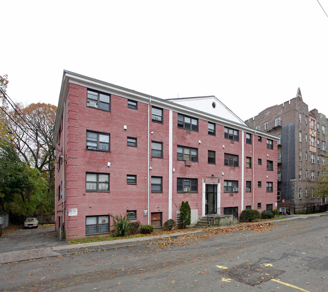 14 Amsterdam Pl in Mount Vernon, NY - Foto de edificio - Building Photo