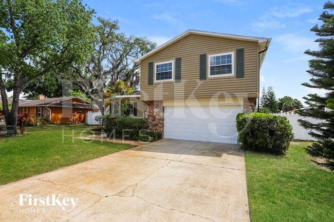 property at 3651 Oak Vista Ln