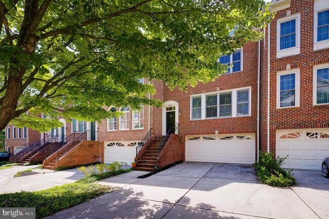 9708 Whitley Park Pl in Bethesda, MD - Building Photo - Building Photo
