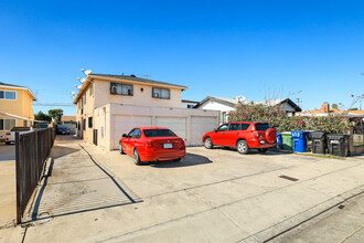 621 Leonard Ave in Los Angeles, CA - Building Photo - Building Photo