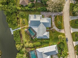 5 Cache Cay Dr in Vero Beach, FL - Building Photo