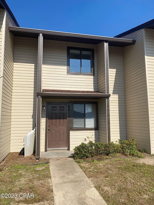 6411 Lenawee St in Callaway, FL - Building Photo