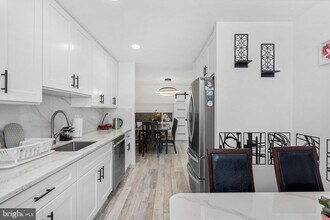 838 Hendrix St in Philadelphia, PA - Building Photo - Building Photo