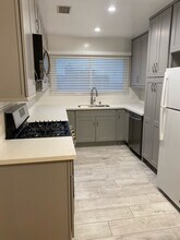 1122 Euclid St, Unit A in Santa Monica, CA - Building Photo - Building Photo