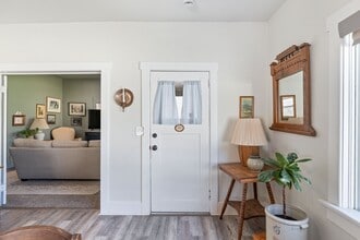 336 S 100 W in Logan, UT - Building Photo - Building Photo