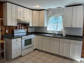 64 Kelsey Pl in Madison, CT - Building Photo - Building Photo