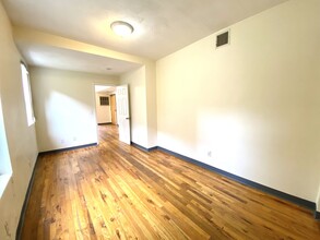 840 Huntington Ave, Unit #1 in Boston, MA - Building Photo - Building Photo