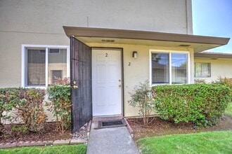 2260 Partridge Way in Union City, CA - Building Photo - Building Photo