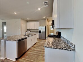 5105 Sidesaddle Dr in Georgetown, TX - Building Photo - Building Photo