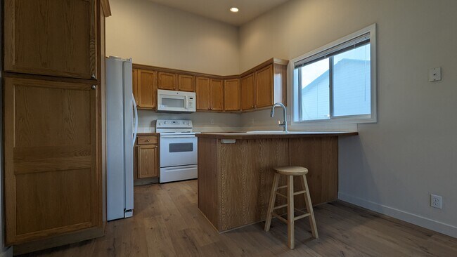 701 S Whitetail Ave in Fruitland, ID - Building Photo - Building Photo
