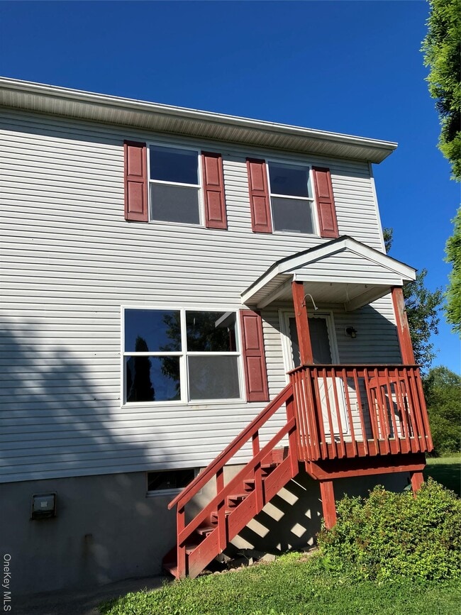 property at 133 Ridgebury Rd