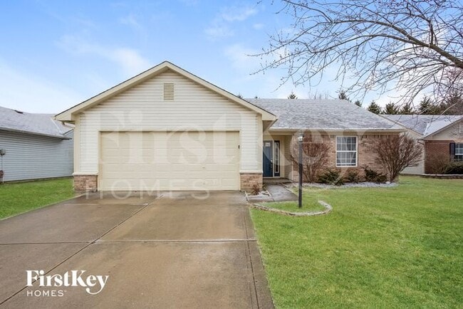 property at 430 E Pine Ridge Dr
