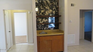 1454 Gifford Ave in Orange Park, FL - Building Photo - Building Photo