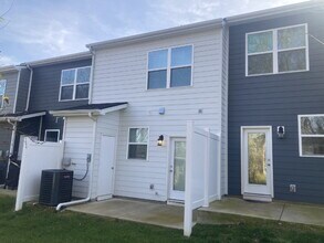 1241 Hope Vlg Wy in Nashville, TN - Building Photo - Building Photo