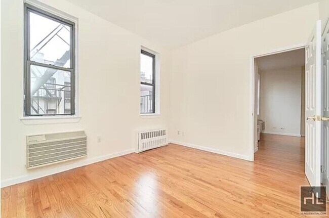 East 91st Street in New York, NY - Building Photo - Building Photo