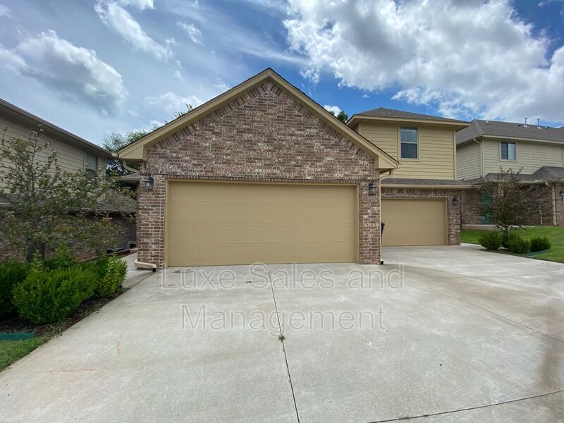 1814 NE 135th St in Oklahoma City, OK - Building Photo