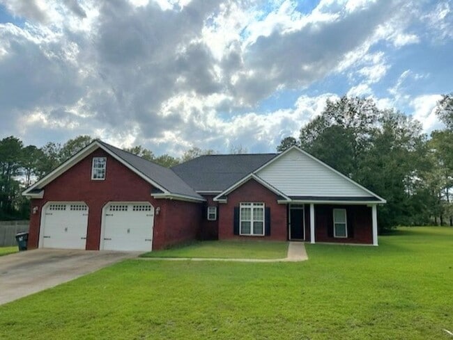 property at 2729 Quail Run Dr
