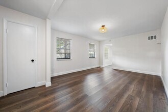 439 31st St in West Palm Beach, FL - Foto de edificio - Building Photo