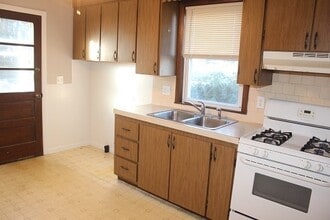 54 Mill St in Dracut, MA - Building Photo - Building Photo