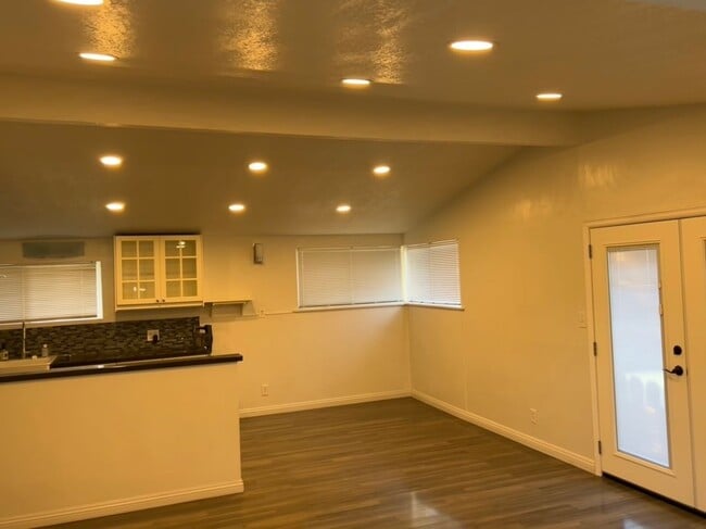 1226 E Ada Ave in Glendora, CA - Building Photo - Building Photo