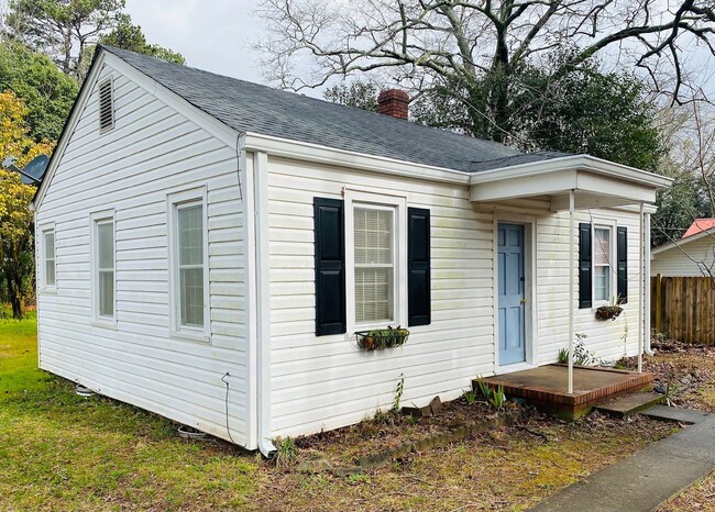 property at 1361 Hull Rd