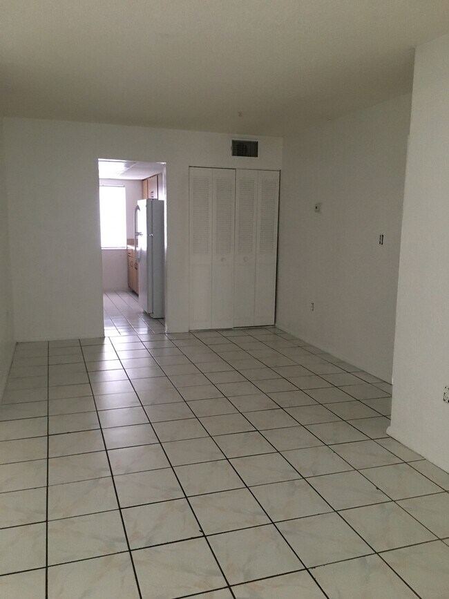 1644 S Palmetto Ave Apartments and Nearby South Daytona Apartments For