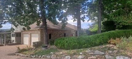 11 Fairway Dr in Eureka Springs, AR - Building Photo - Building Photo